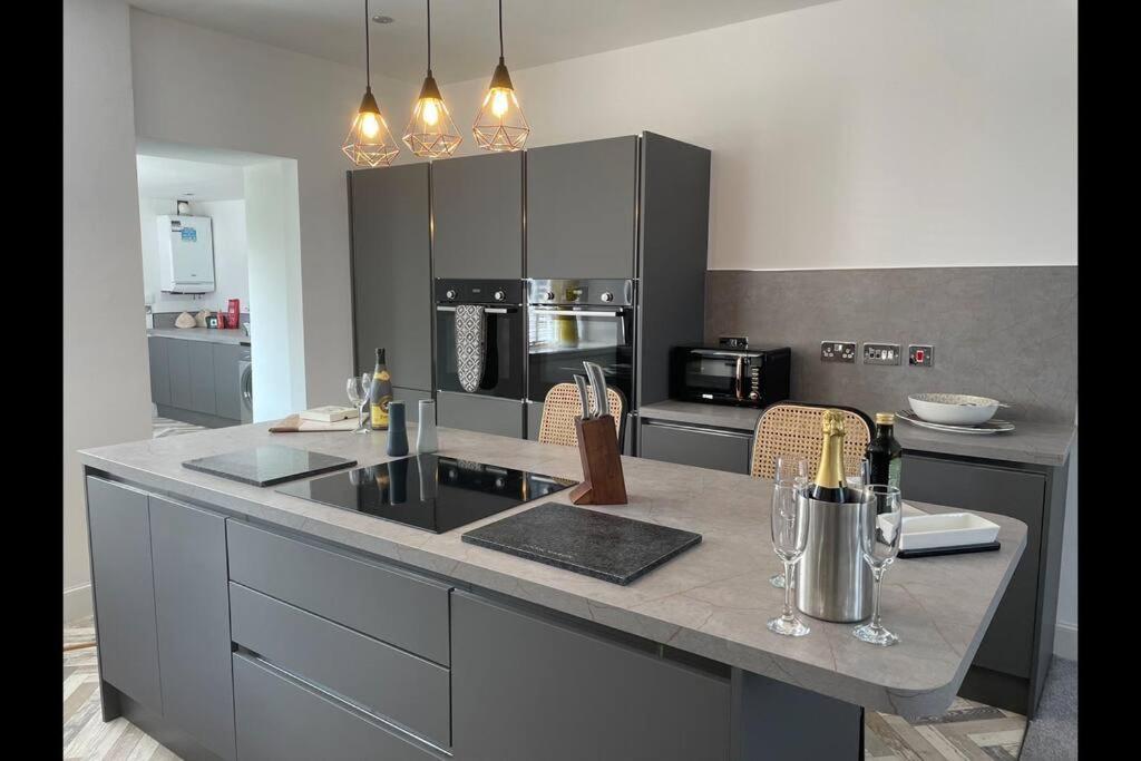 Fantastic Home In Brightons, Falkirk. Polmont المظهر الخارجي الصورة